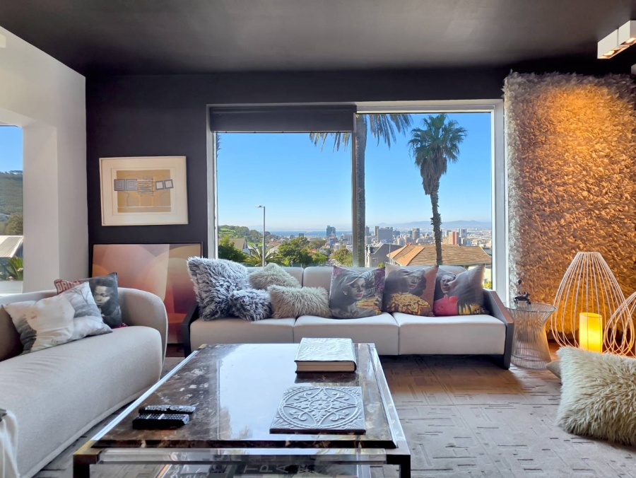 1 Bedroom Property for Sale in Gardens Western Cape